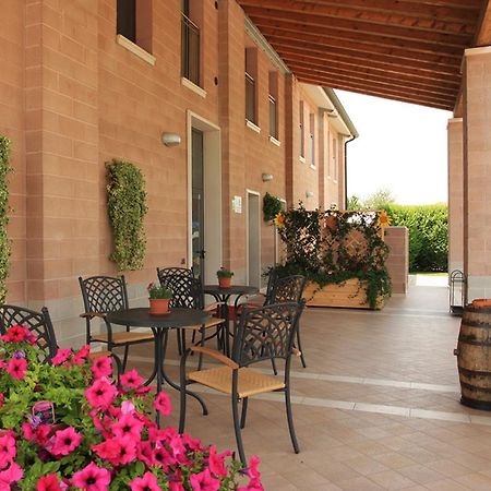 Agriturismo B&B Il Girasole 奥利亚格·迪米拉 外观 照片
