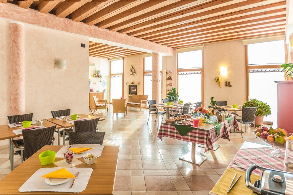 Agriturismo B&B Il Girasole 奥利亚格·迪米拉 外观 照片