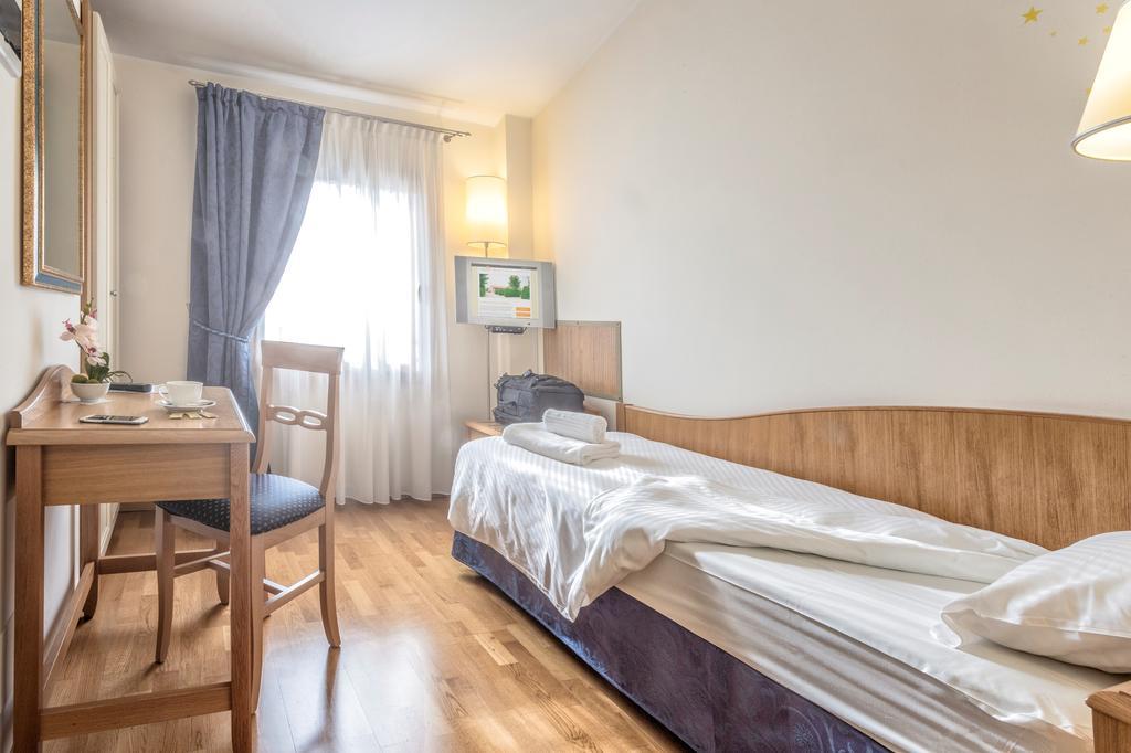 Agriturismo B&B Il Girasole 奥利亚格·迪米拉 客房 照片