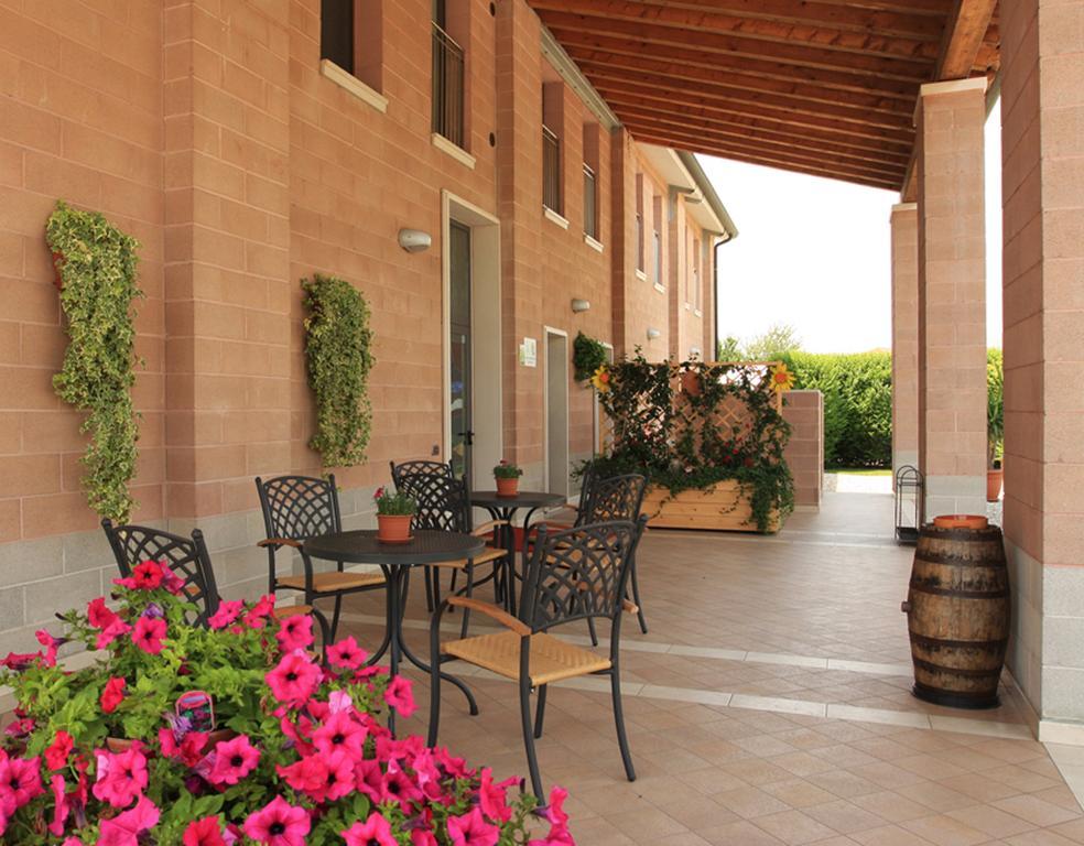Agriturismo B&B Il Girasole 奥利亚格·迪米拉 外观 照片